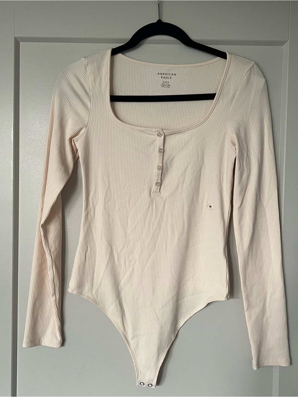 American Eagle Outfitters Light Cream Ribbed Long-Sleeve Henley Bodysuit